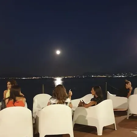 Apartment Bandiera *