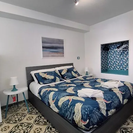 Bandiera Apartment
